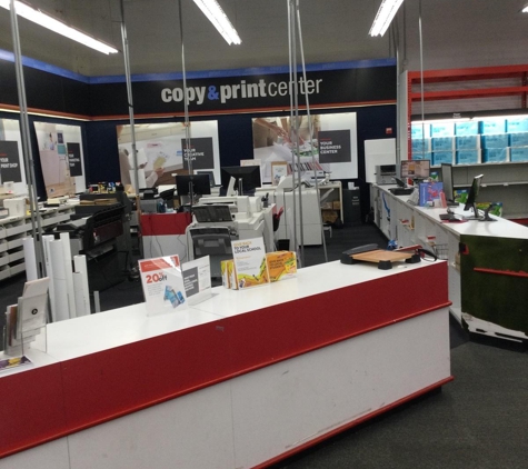 Staples - Glen Cove, NY