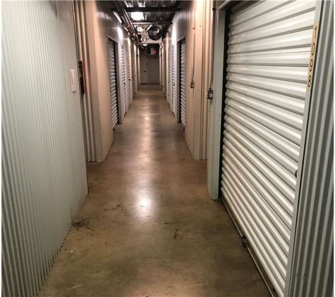 Extra Space Storage - West Chicago, IL