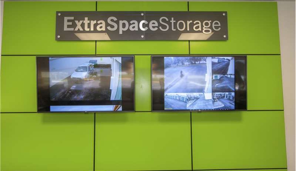 Extra Space Storage - Englewood, FL