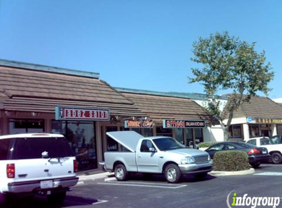 M & M Smog Shop Plus - Yorba Linda, CA