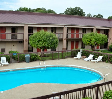 Red Roof Inn - Kingsport, TN