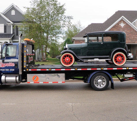 Lovetts Towing & Recovery - Dekalb, IL