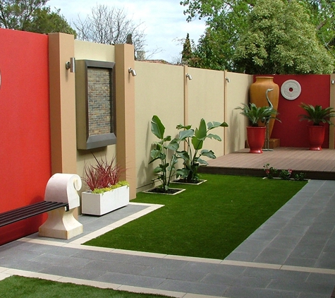 Noyce Tubular Design Fencing. We Are Your Local Fencing Contractor
