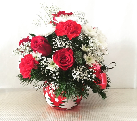 Ron & Alicia Robinson Florist - Rowland Heights, CA