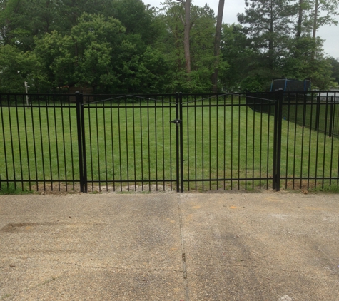 Sam Wright & Sons Fence Co - Chesapeake, VA