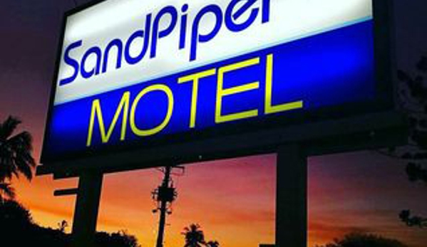 Sandpiper Motel - Sarina Beach, QLD