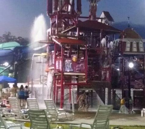 Deep River Waterpark - Crown Point, IN