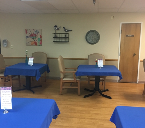 Parkmoor Village Health and Rehabilitation - Colorado Springs, CO. Dining Room