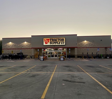 Tractor Supply Co - Tomball, TX