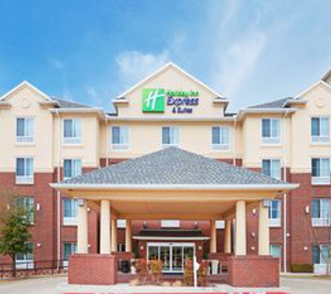 Holiday Inn Express & Suites Dallas - Grand Prairie I-20 - Grand Prairie, TX