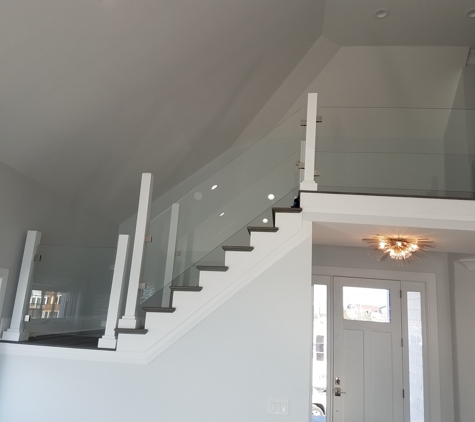 Allied Glass & Mirror - Red Bank, NJ. 1/2" starfire tempered safety glass railings.