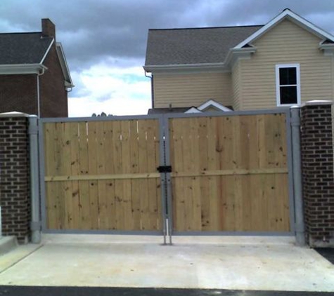 S & T Fencing - Nicholasville, KY