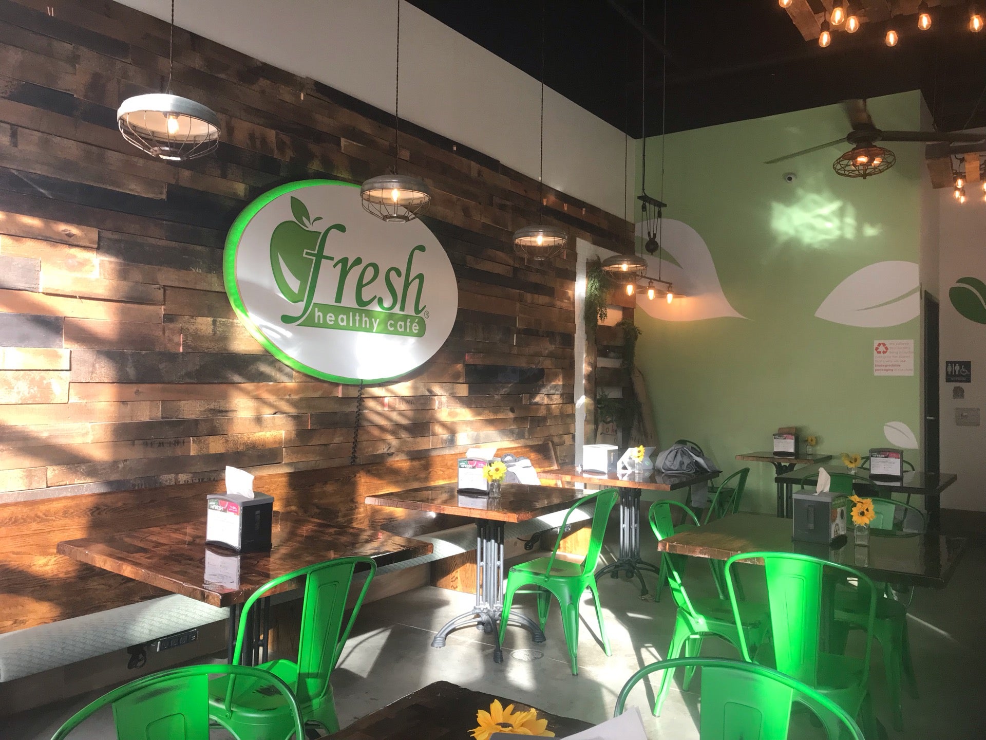 Fresh Healthy Cafe San Marcos - San Marcos, CA 92078