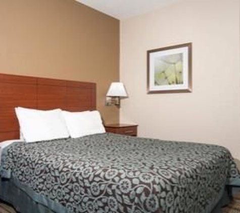 Days Inn by Wyndham Mankato - Mankato, MN