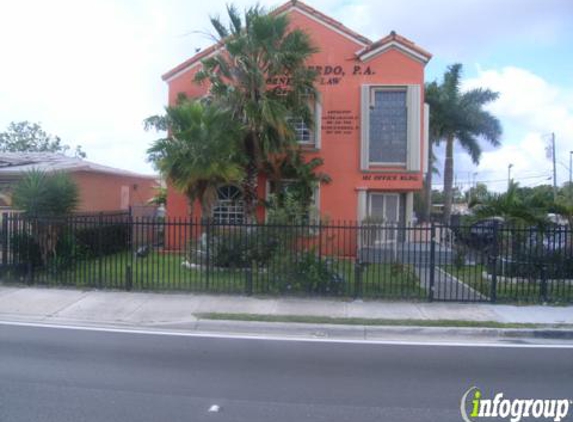 Law Office of Alexis Izquierdo - Hialeah, FL