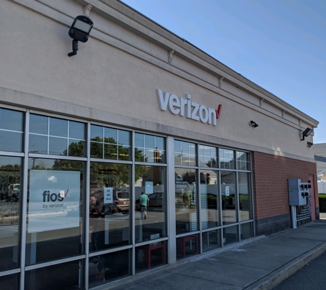 Verizon - Mineola, NY