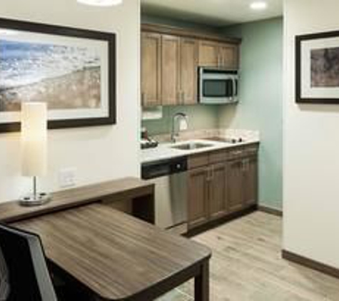 Homewood Suites by Hilton Cape Canaveral-Cocoa Beach - Cape Canaveral, FL