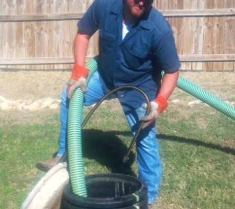 B & B Pumping - Azle, TX