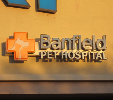 Banfield Pet Hospital - Hurst, TX