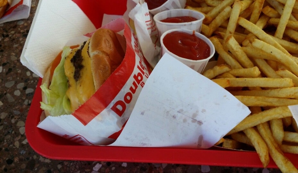 In-N-Out Burger - Rialto, CA