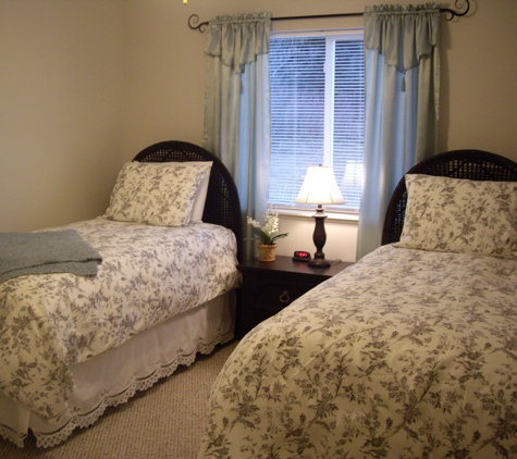 Meadow Ridge Cottages - Eau Claire, WI