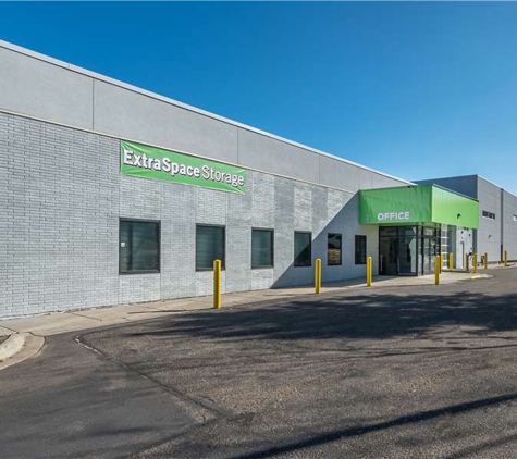 Extra Space Storage - Minneapolis, MN