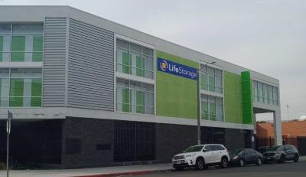 Life Storage - Los Angeles, CA