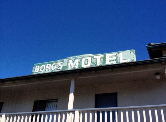 Borg's Ocean Front Motel - Pacific Grove, CA
