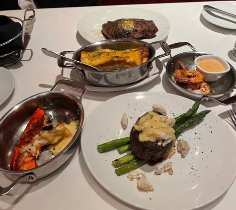 Fleming's Prime Steakhouse - West Hartford, CT