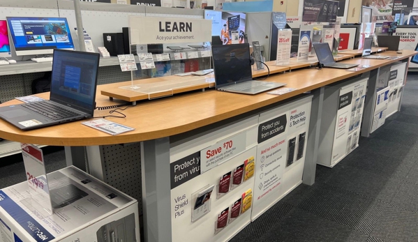 Staples - Waltham, MA