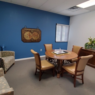 MAG Spaces - Kansas City, MO. MAG Spaces Blue Room  4- 6 Occupancy #MAGSpaces