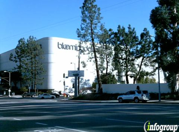 Pottery Barn - Sherman Oaks, CA