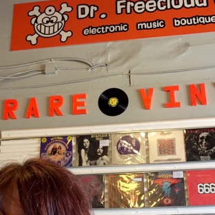 Dr Freecloud's - Fountain Valley, CA