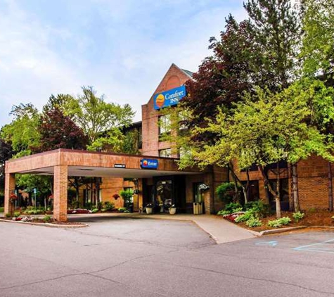 Comfort Inn - Livonia, MI