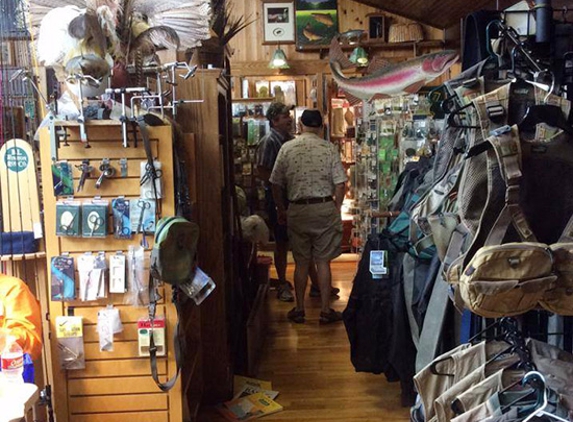 Reading's Fly Shop - Lebanon, MO