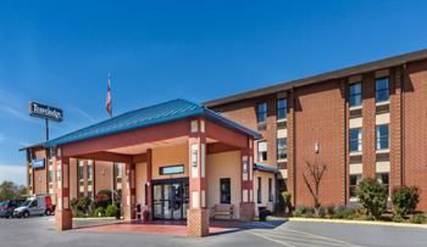 Travelodge by Wyndham Winchester - Winchester, VA