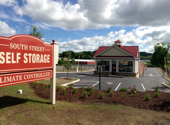 South Street Self Storage - Danbury, CT