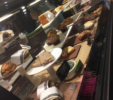 Starbucks Coffee - Oxon Hill, MD