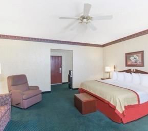 Baymont Inn & Suites - Jonesboro, AR