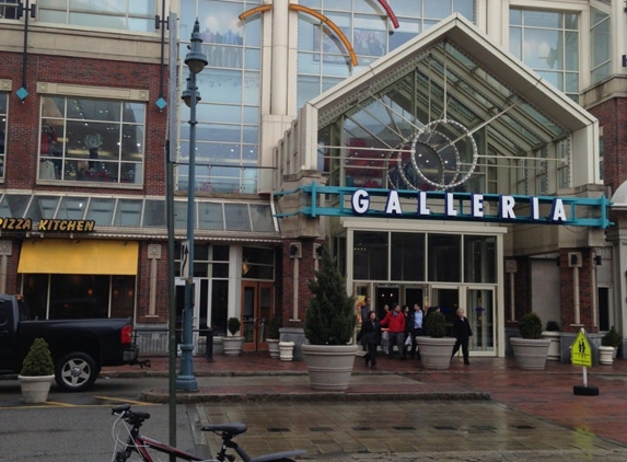 PacSun - Cambridge, MA