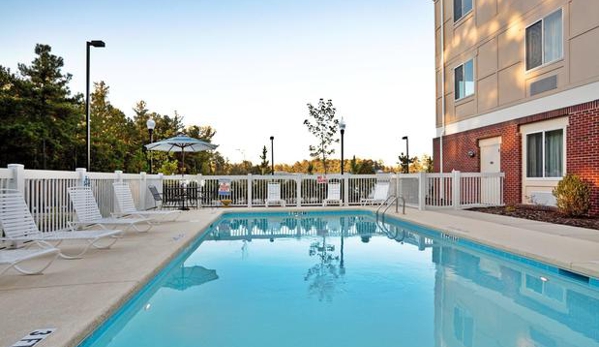 Holiday Inn Express & Suites Southern Pines-Pinehurst Area - Southern Pines, NC