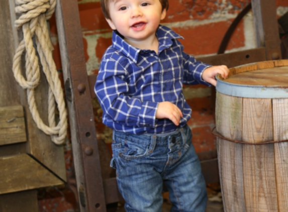 Ravetta Photography Inc - Saint Louis, MO