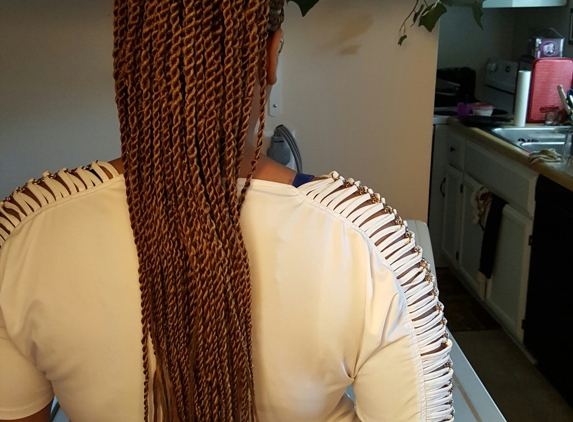 African Hair Braiding - Urbana, IL