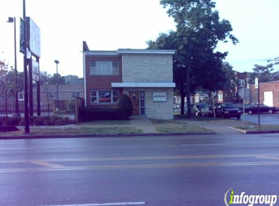 D M Family Dentistry - Chicago, IL