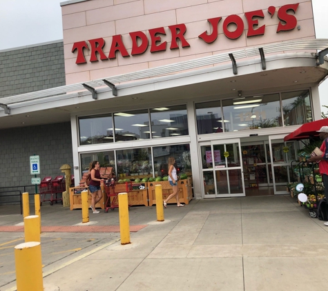 Trader Joe's - Evanston, IL