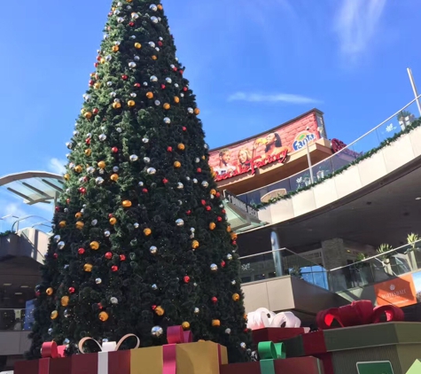 Santa Monica Place - Santa Monica, CA