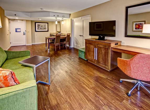 Hampton Inn & Suites Asheville-I-26 - Fletcher, NC