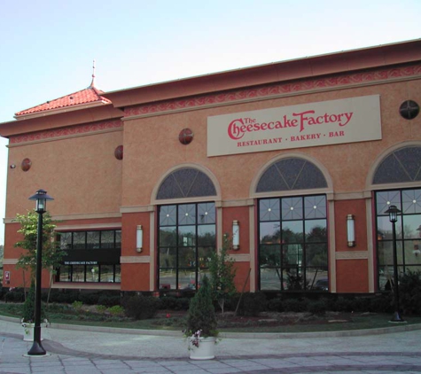 The Cheesecake Factory - Braintree, MA