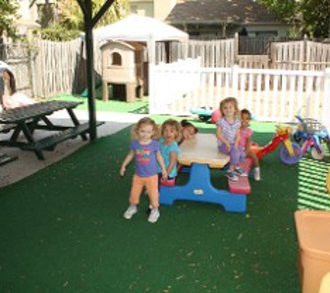 Montessori Early Learning Center - Tampa, FL