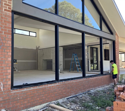 Lakes Glass and Glazing - Doyalson, NSW